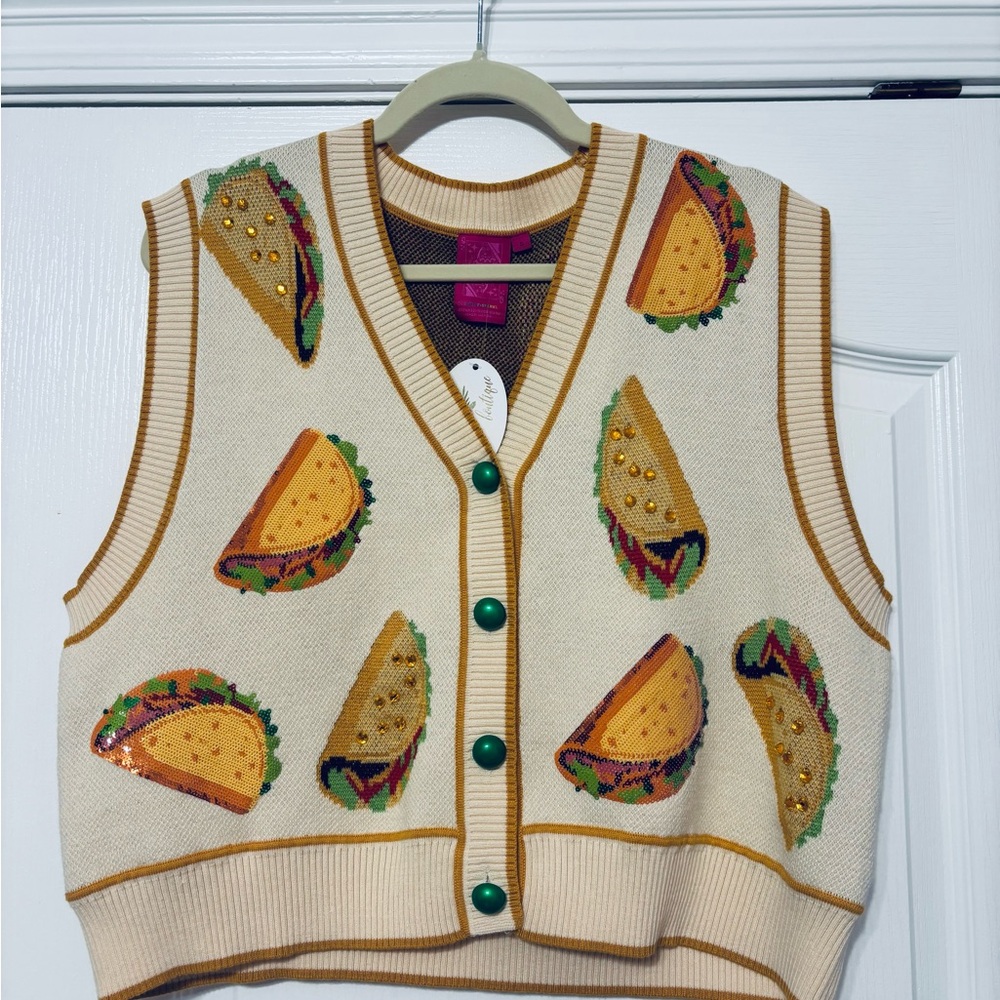 QUEEN OF SPARKLES Taco Knit Vest